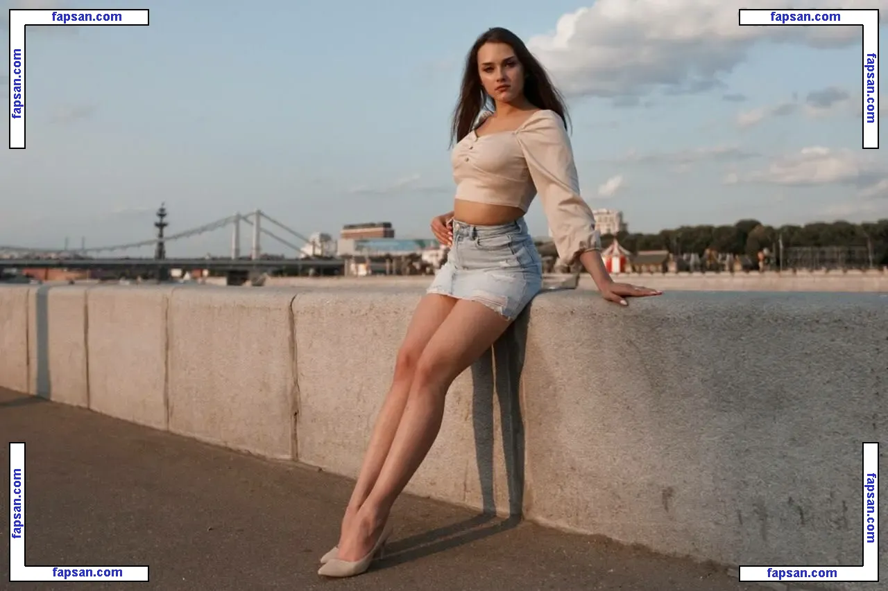 Rosevnv nude photo #0058 from OnlyFans