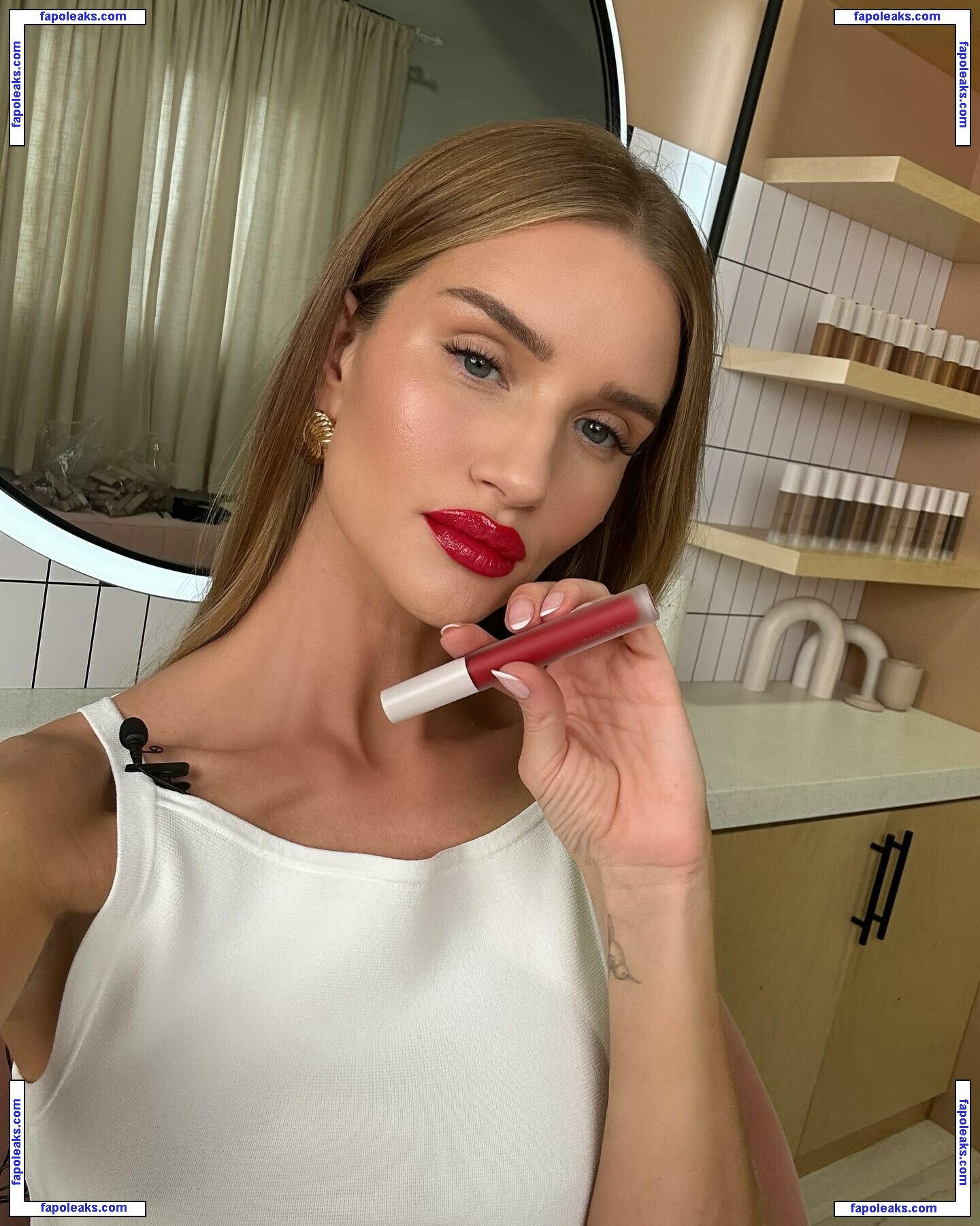 Rosie Huntington-Whiteley / rosiehw nude photo #1678 from OnlyFans