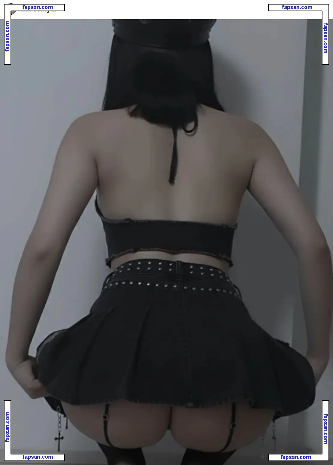 __rosmy_ nude photo #0002 from OnlyFans