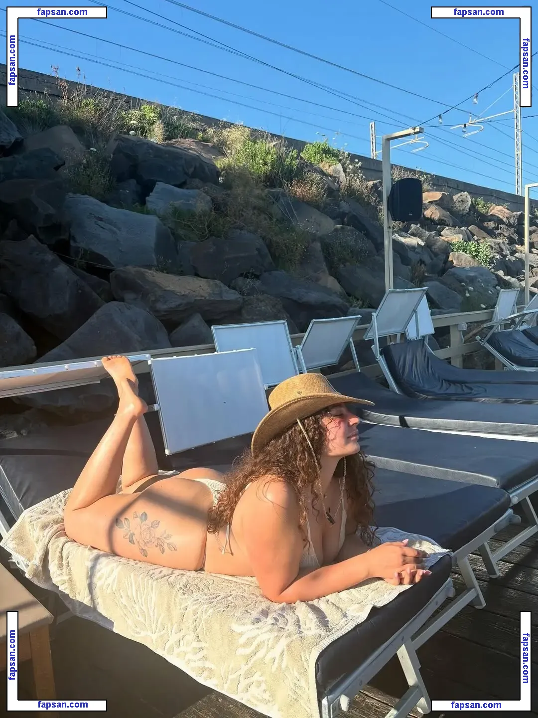 Rossana Coronella nude photo #0009 from OnlyFans
