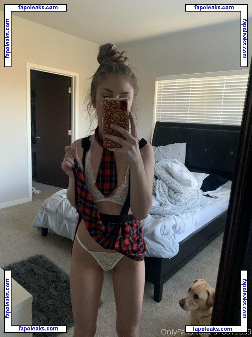 rosycheekzz / rosycheekzz_ nude photo #0018 from OnlyFans