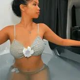 Roughfunzelll голая #0004