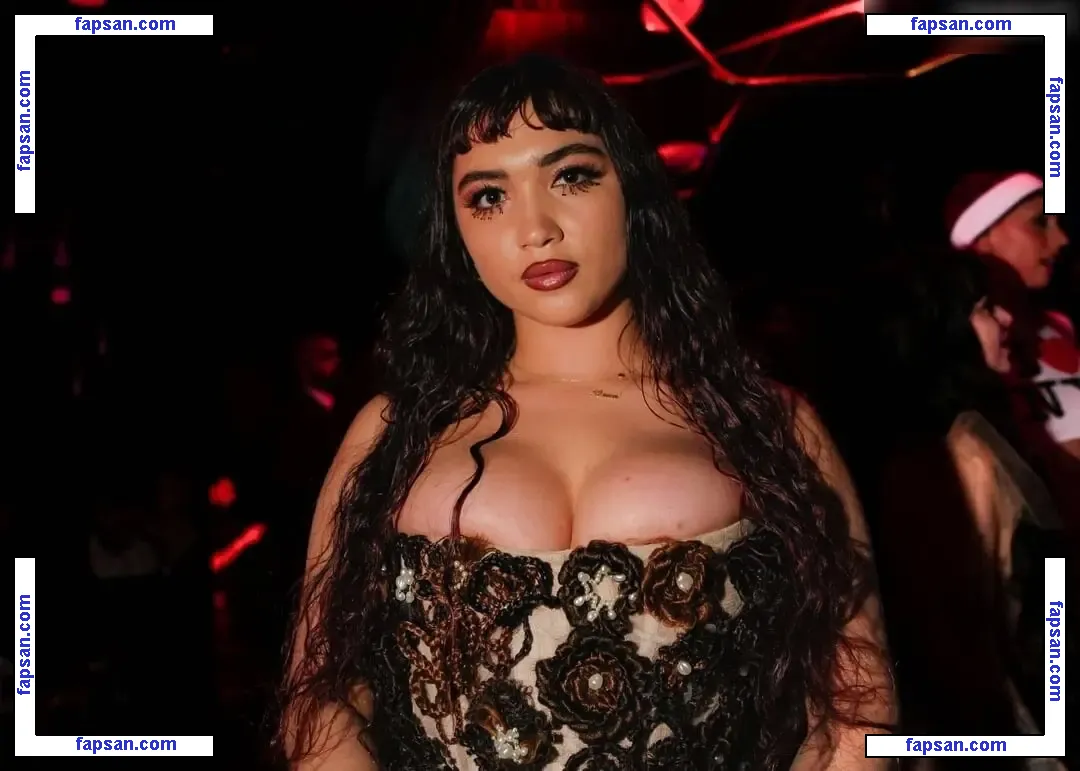 Rowan Blanchard nude photo #0706 from OnlyFans