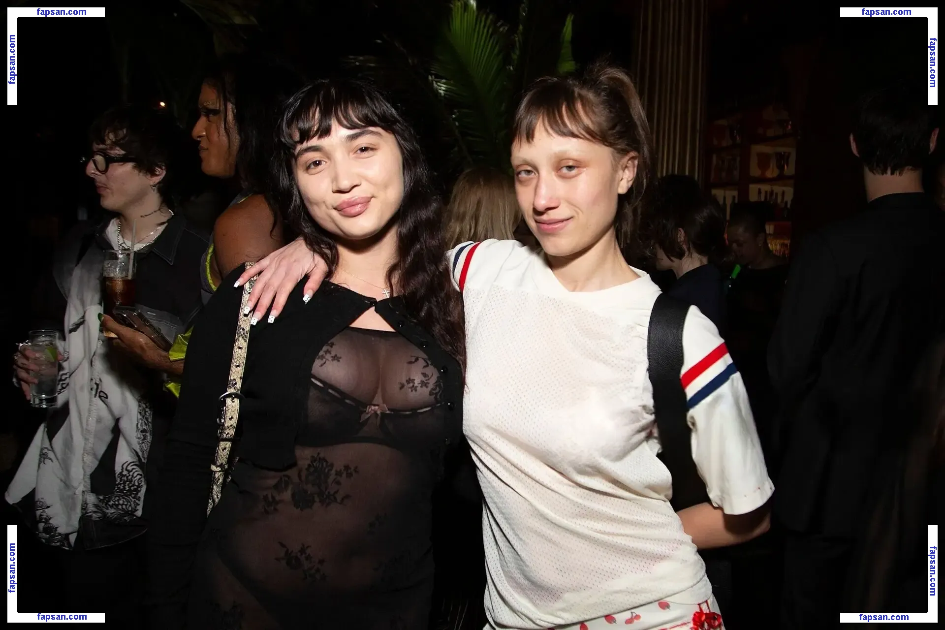 Rowan Blanchard nude photo #0717 from OnlyFans