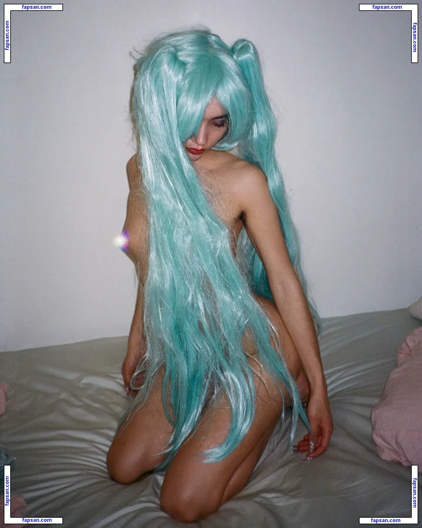 rowanblanchard nude photo #0020 from OnlyFans