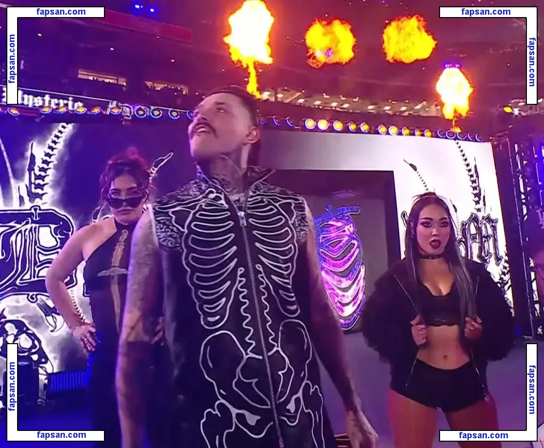 Roxanne Perez nude photo #0117 from OnlyFans