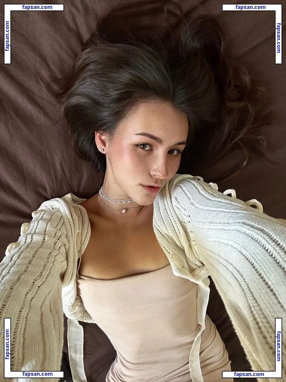 rreeenaaa nude photo #0001 from OnlyFans