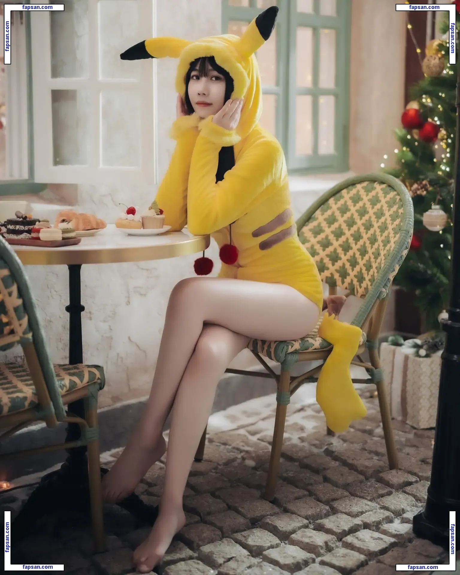 Ru’s Piano nude photo #0074 from OnlyFans