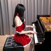 Ru’s Piano голая #0025
