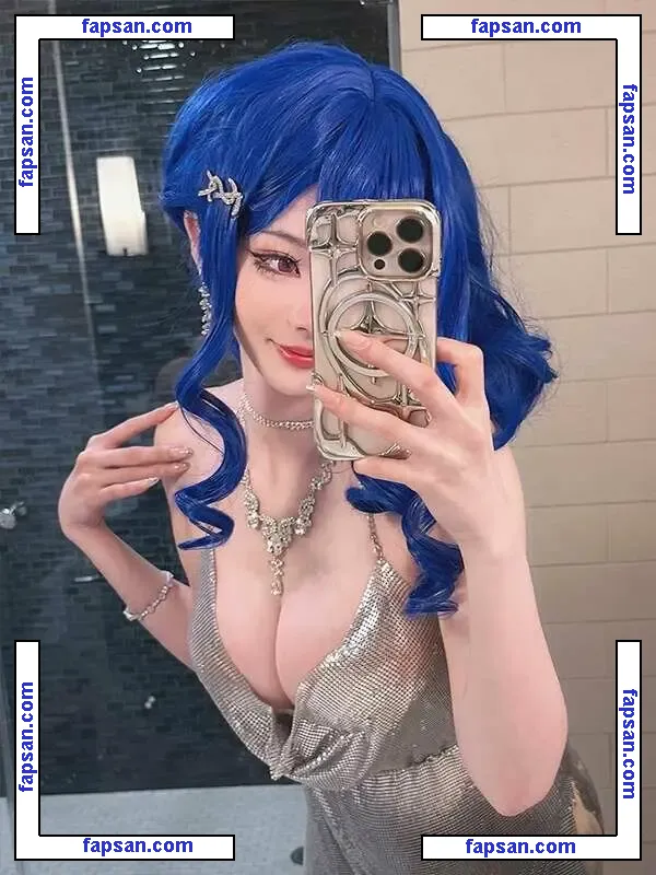 Rucarachi голая фото #0005 с Онлифанс