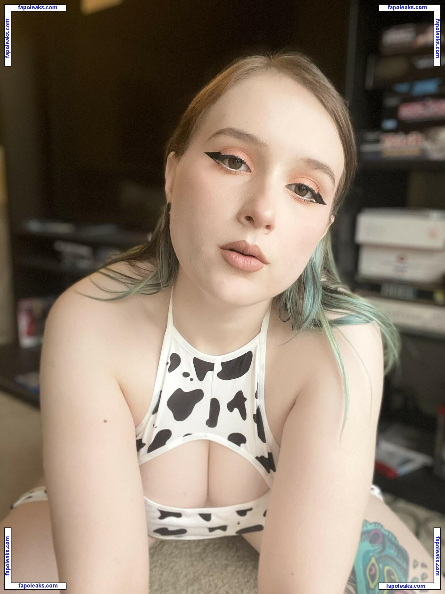 Rueblackwell / ru_makeup nude photo #0033 from OnlyFans
