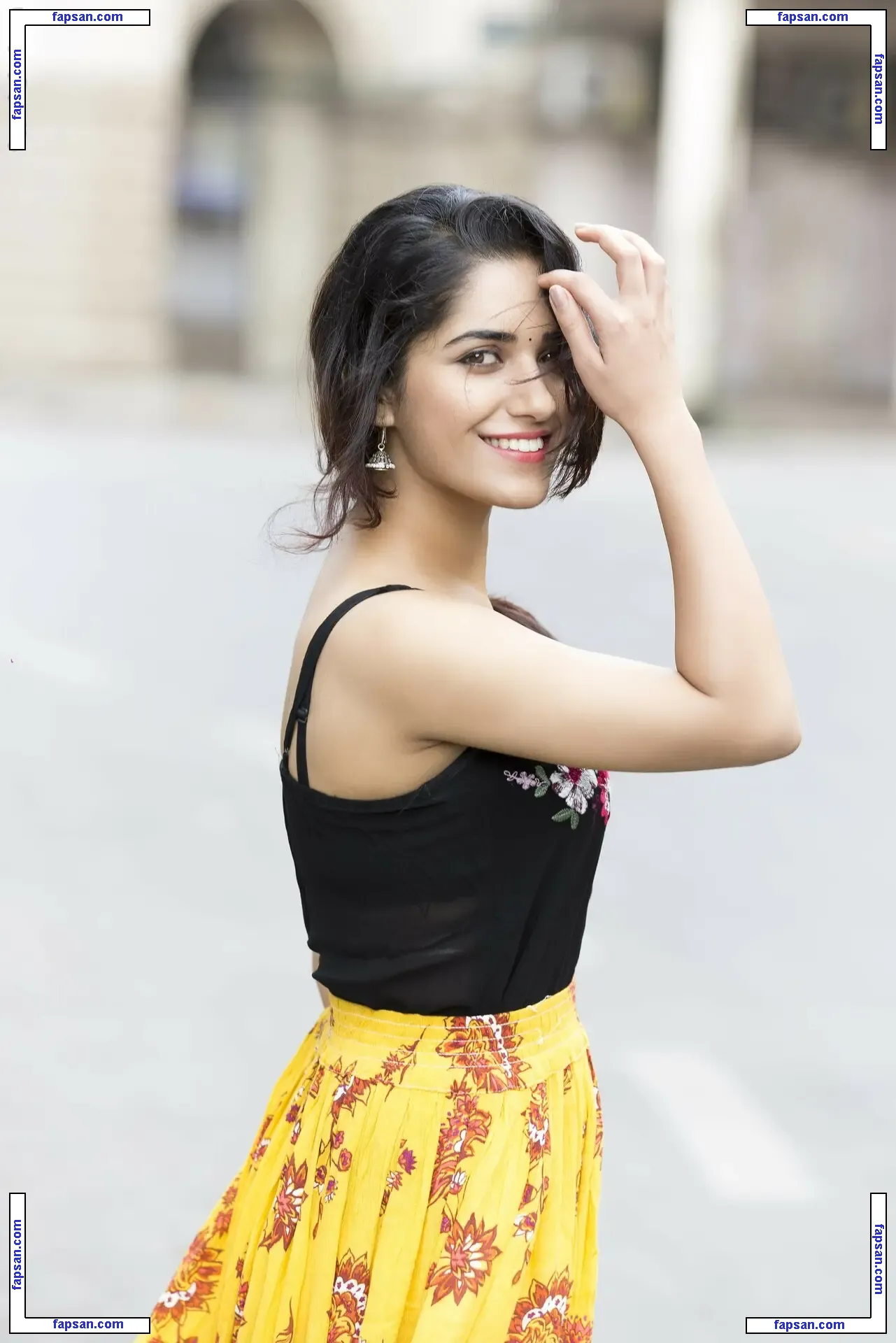 Ruhani Sharma nude photo #0012 from OnlyFans