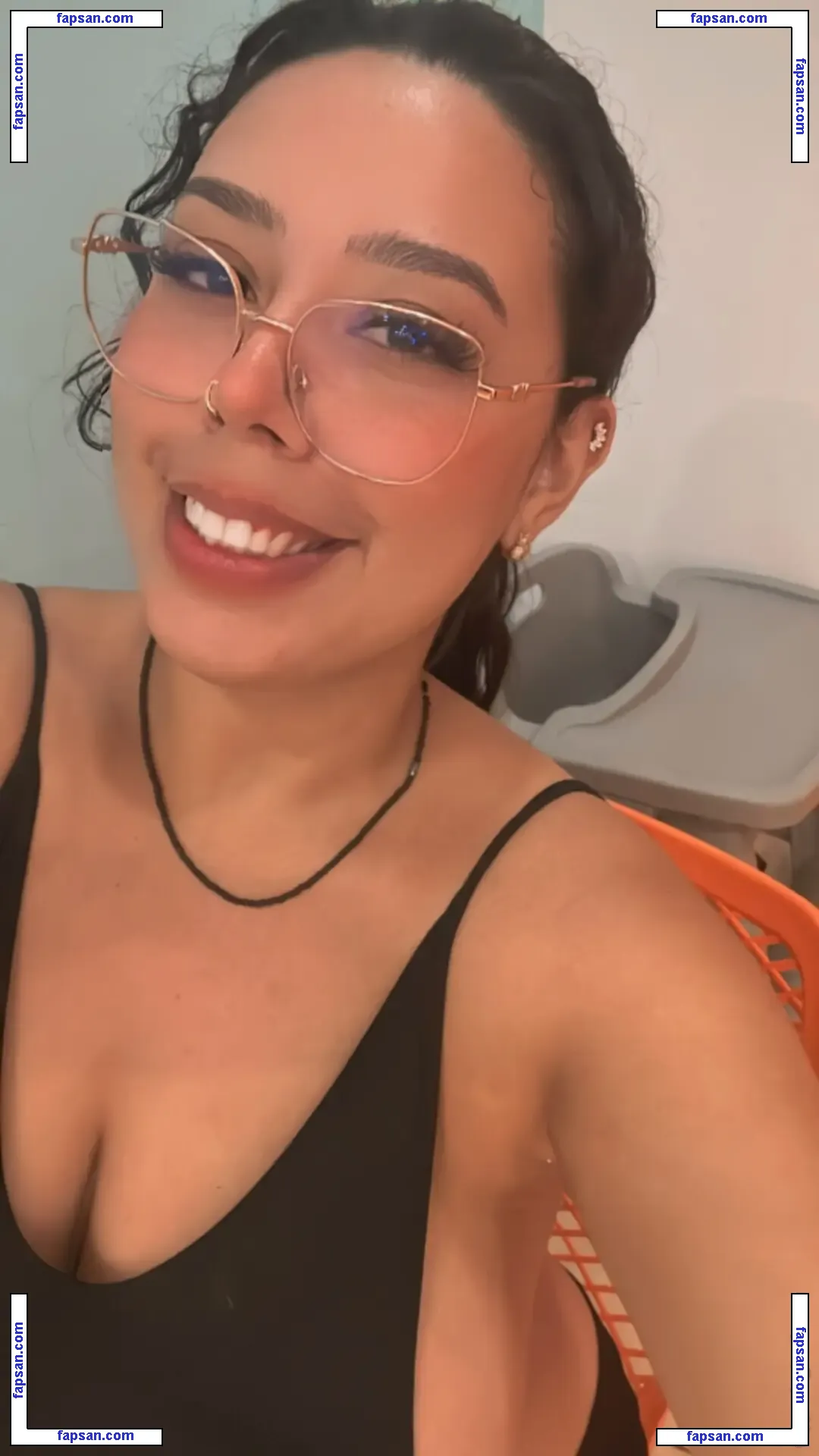 rukminimunera17 nude photo #0003 from OnlyFans