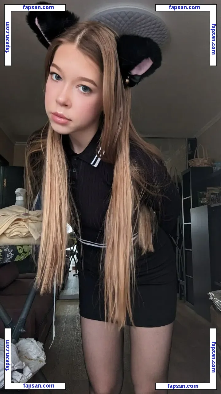 Russian-speaking streamers голая фото #0004 с Онлифанс