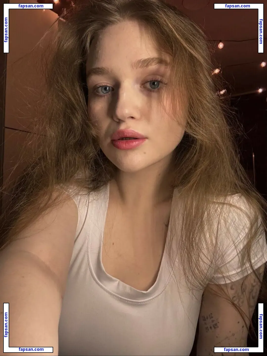 Russianwomam голая фото #0004 с Онлифанс