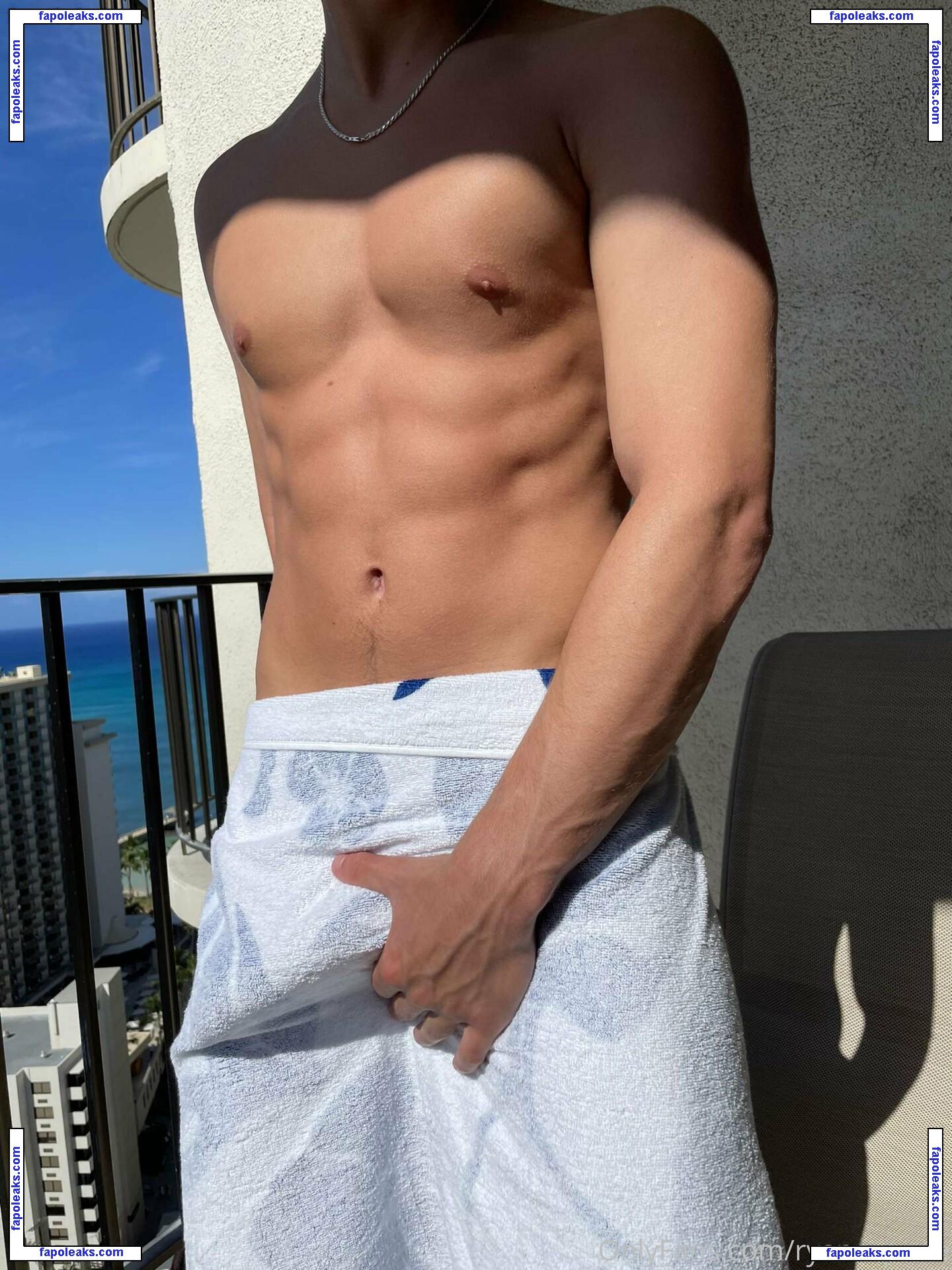 ryancapone / rycapone nude photo #0009 from OnlyFans