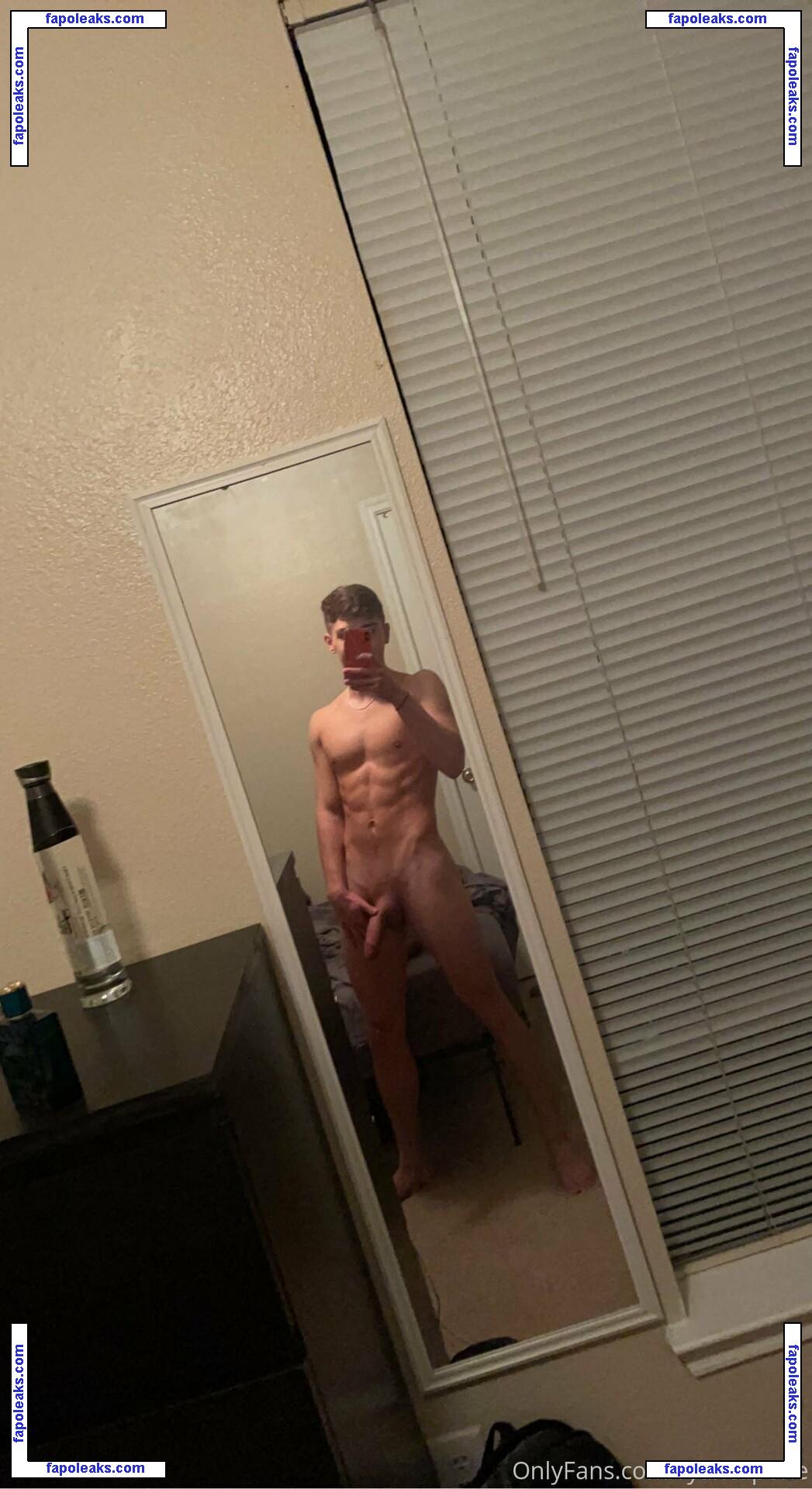ryancapone / rycapone nude photo #0013 from OnlyFans