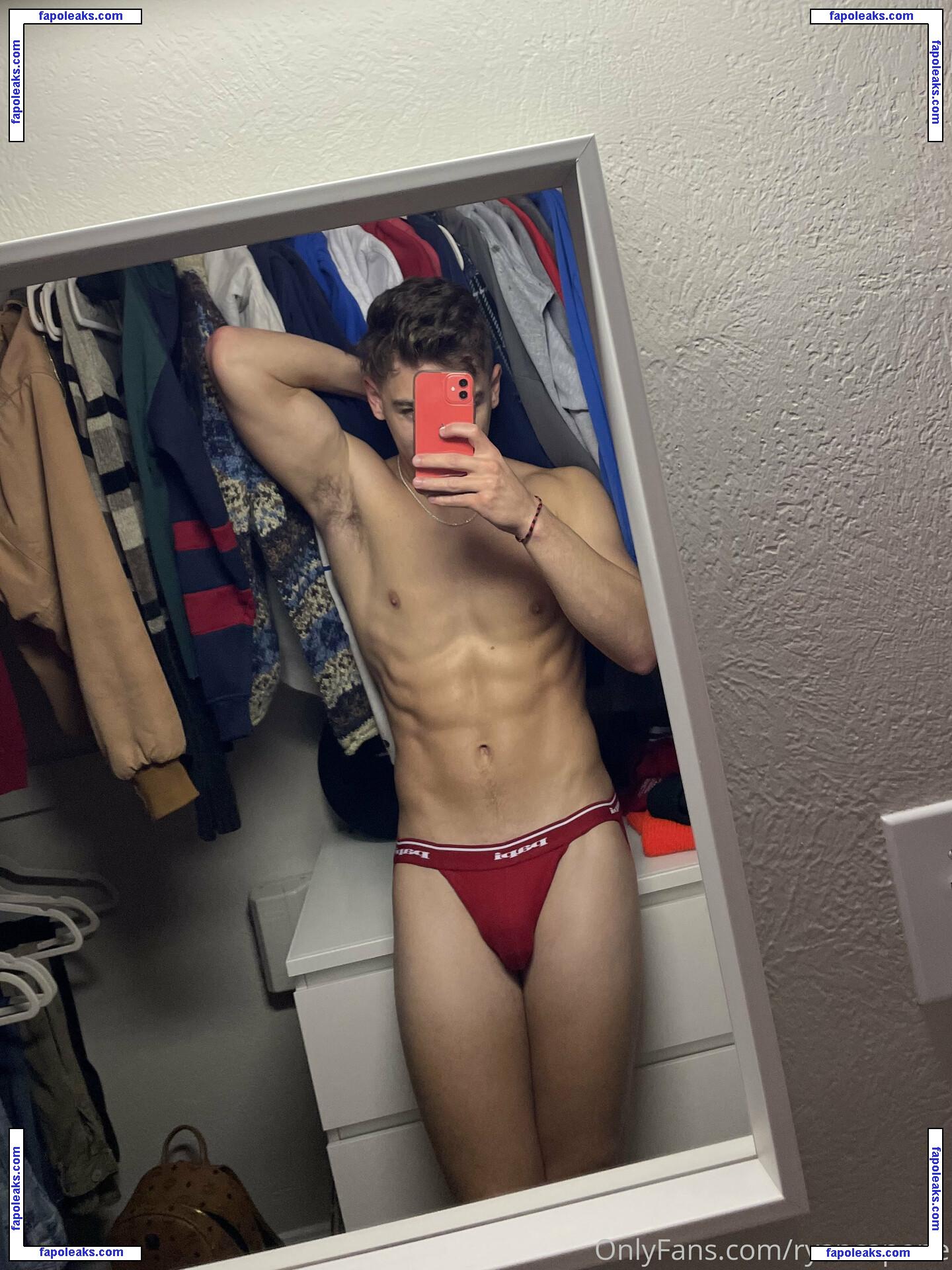 ryancapone / rycapone nude photo #0021 from OnlyFans