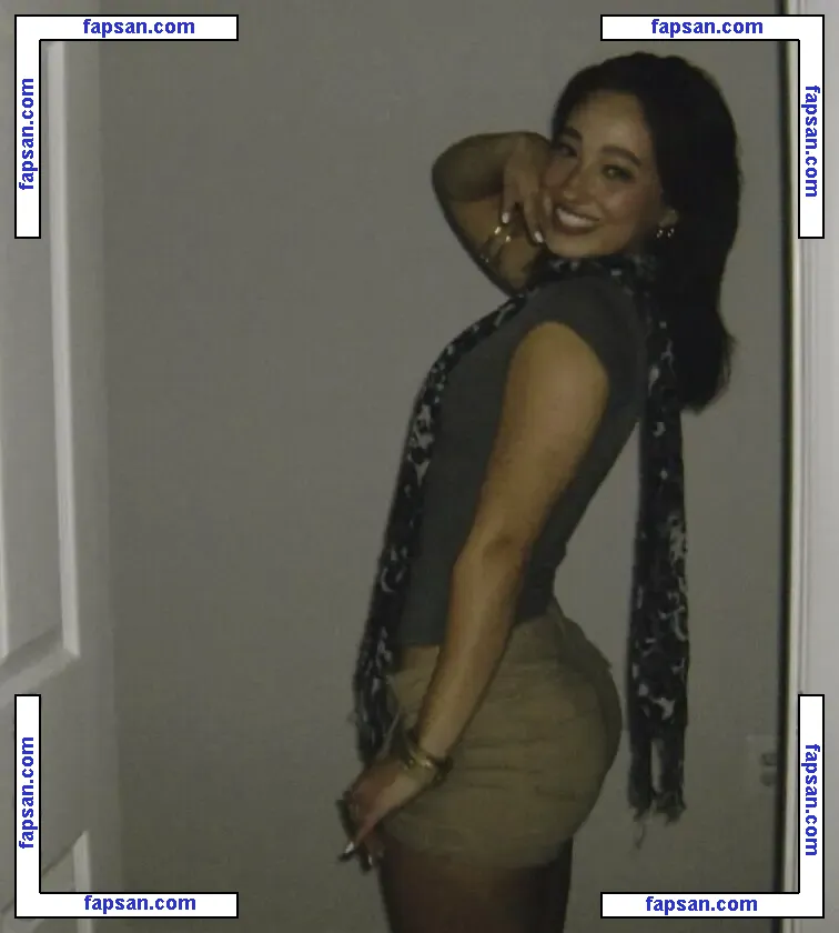 Ryanne Elyse nude photo #0009 from OnlyFans