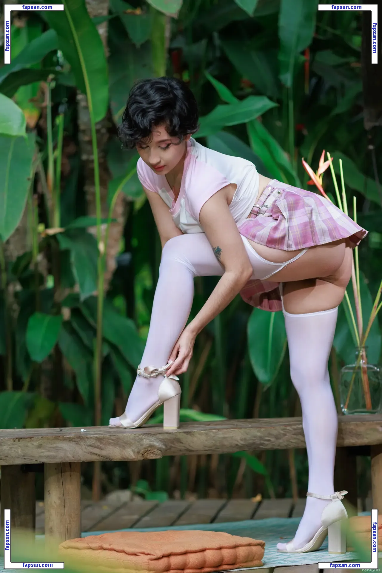 Rylskyart nude photo #0181 from OnlyFans