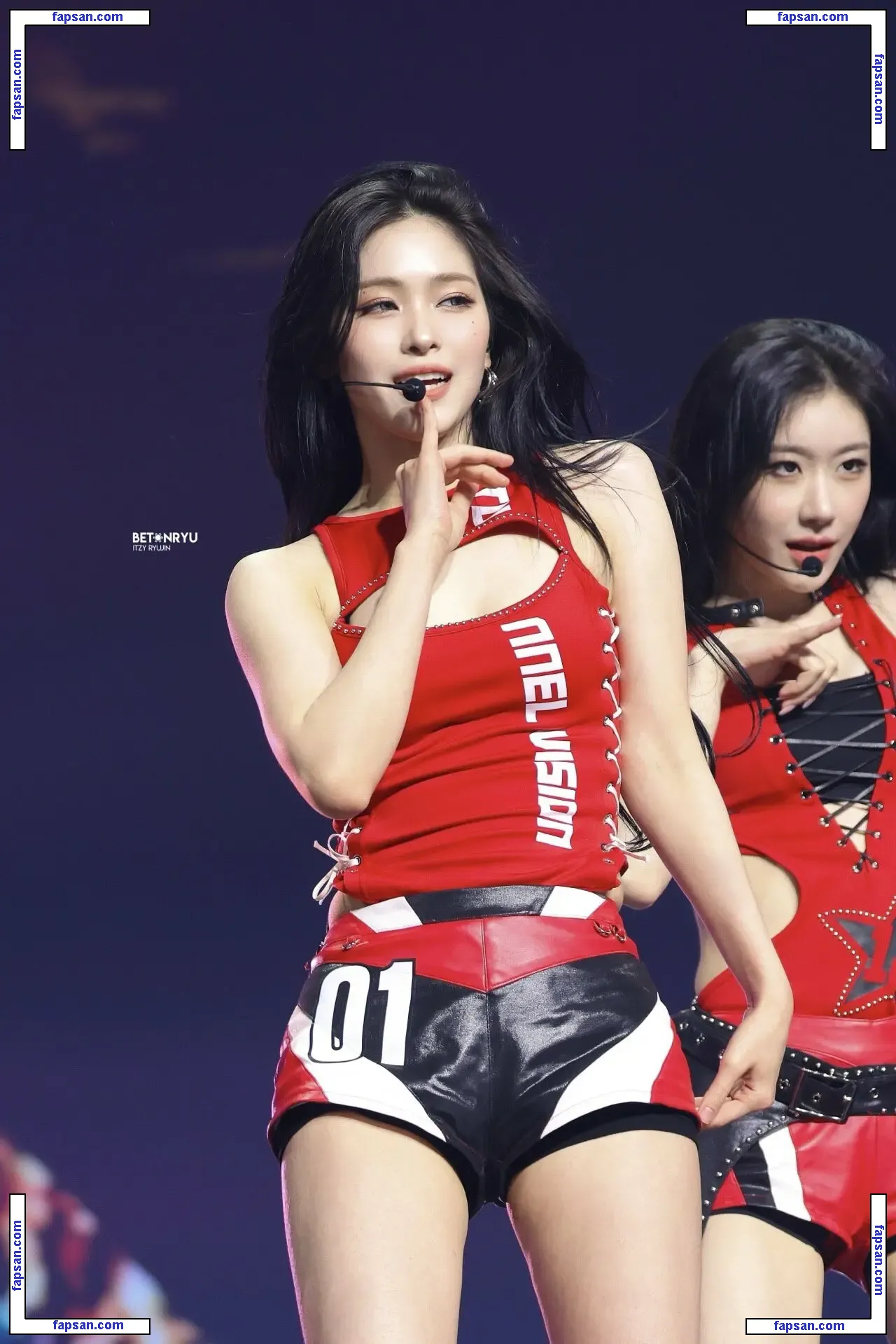 Ryujin - ITZY (신류진, Shin Ryu-jin) nude photo #0025 from OnlyFans