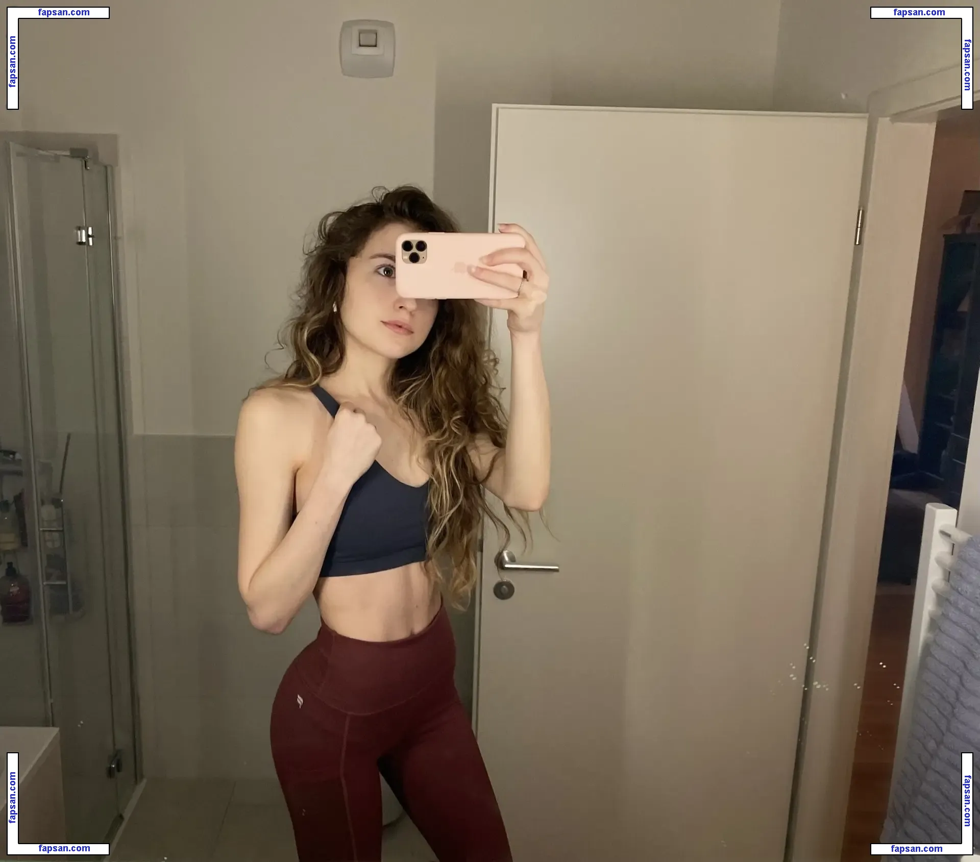 Ryyfyy nude photo #0049 from OnlyFans