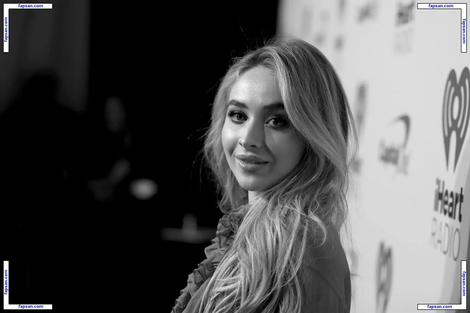 Sabrina Carpenter голая фото #0016 с Онлифанс