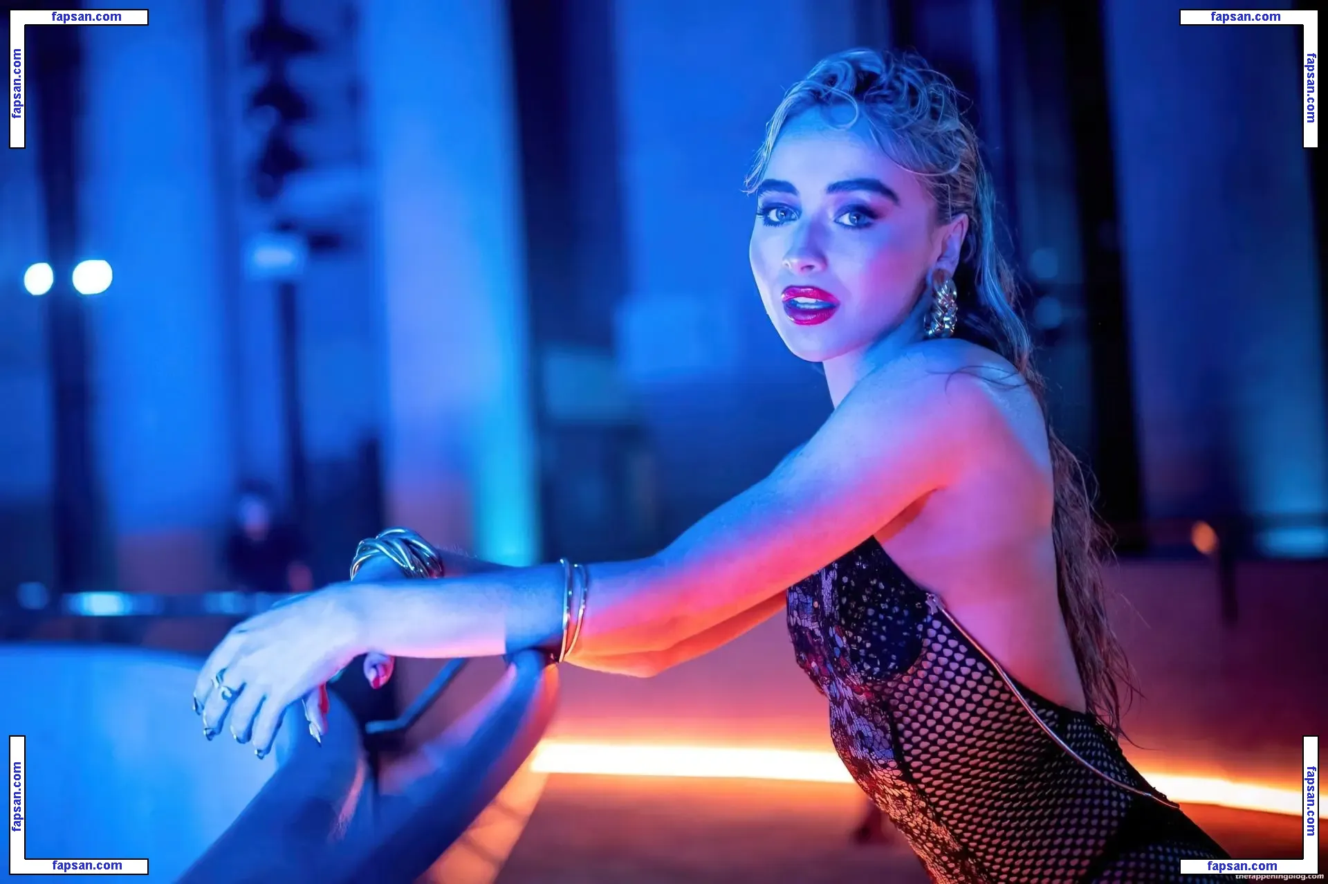 Sabrina Carpenter голая фото #0162 с Онлифанс