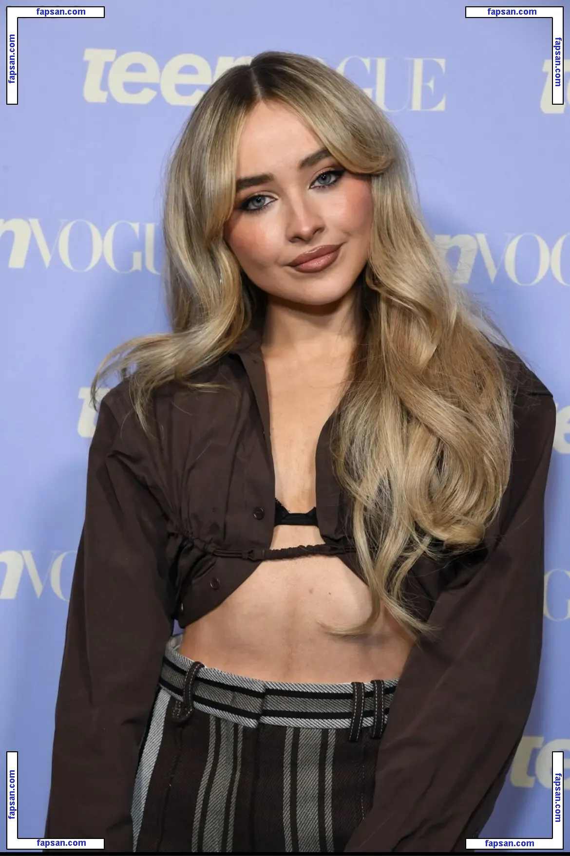 Sabrina Carpenter голая фото #0535 с Онлифанс