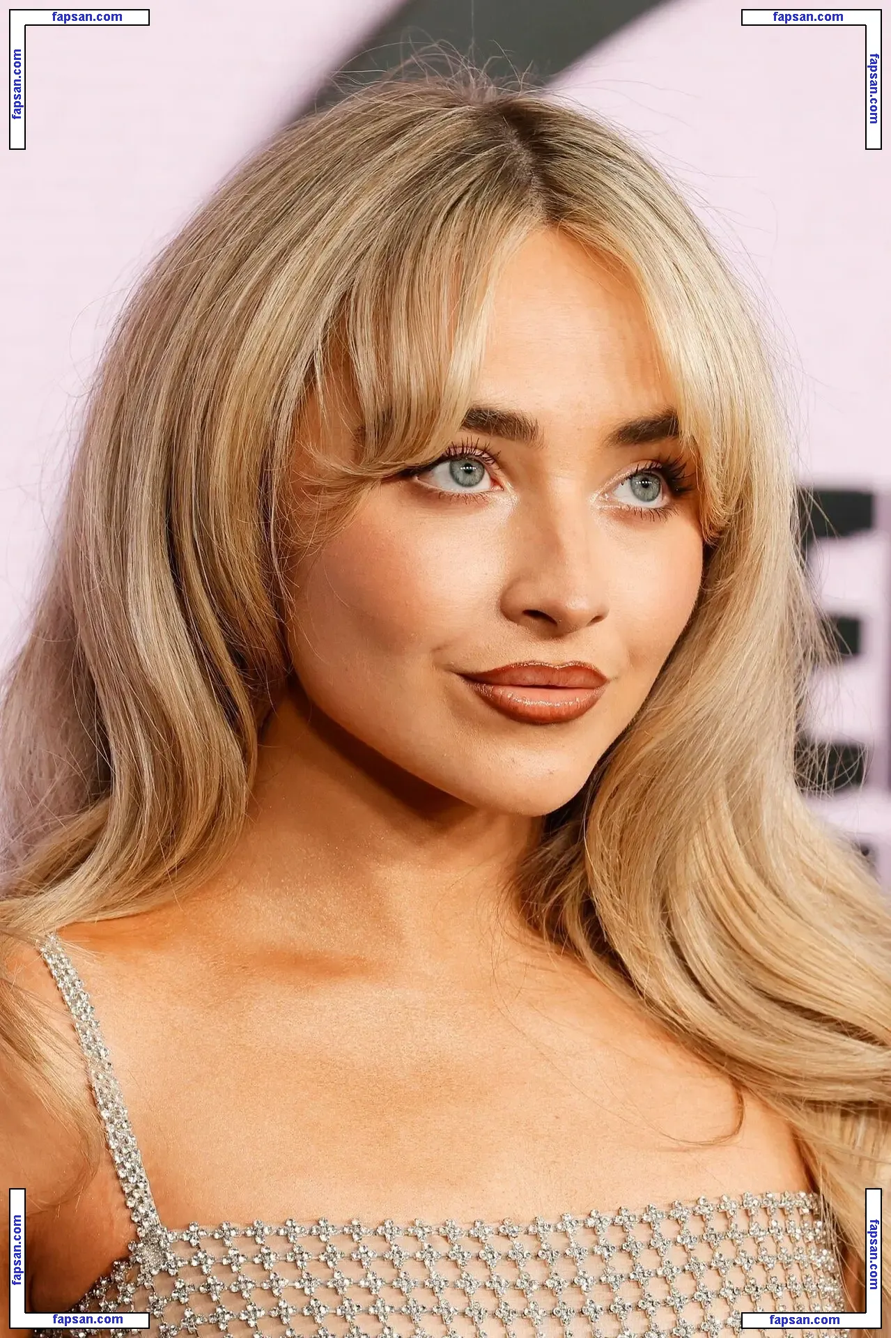 Sabrina Carpenter голая фото #0557 с Онлифанс