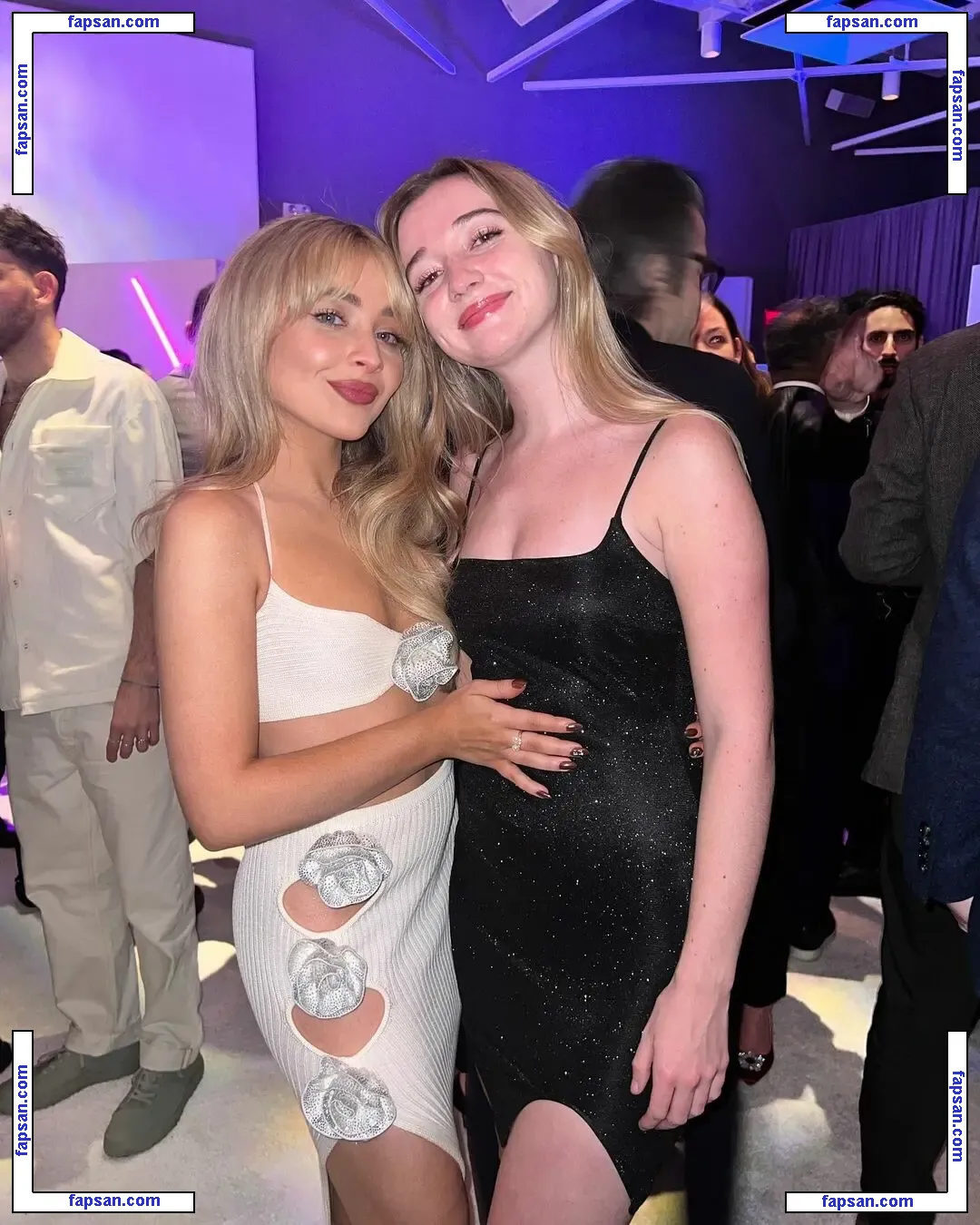 Sabrina Carpenter голая фото #0890 с Онлифанс