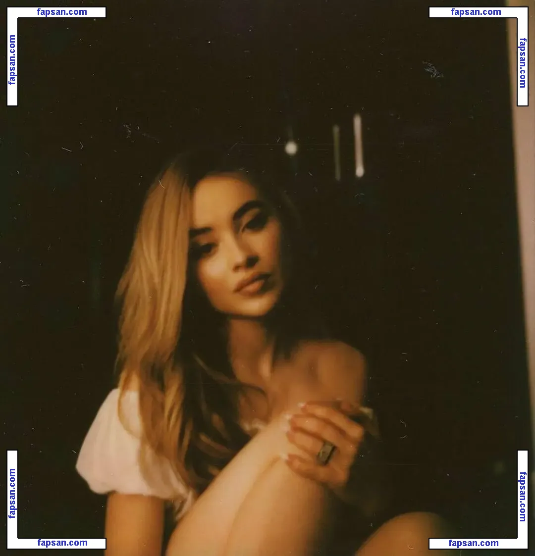 Sabrina Carpenter голая фото #0937 с Онлифанс