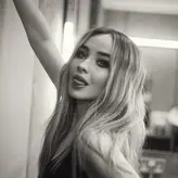 Sabrina Carpenter голая #0007