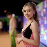 Sabrina Carpenter голая #0371