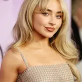 Sabrina Carpenter голая #0543