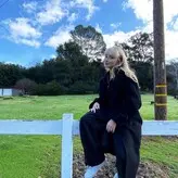 Sabrina Carpenter голая #0722