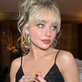 Sabrina Carpenter голая #0787
