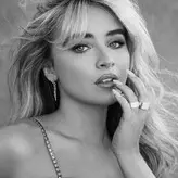 Sabrina Carpenter голая #0792