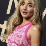 Sabrina Carpenter голая #0831