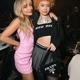 Sabrina Carpenter голая #0851