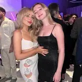 Sabrina Carpenter голая #0890