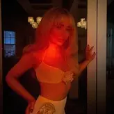 Sabrina Carpenter голая #0911