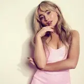 Sabrina Carpenter голая #0928