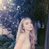 Sabrina Carpenter голая #0940