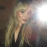 Sabrina Carpenter голая #0968