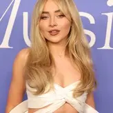 Sabrina Carpenter голая #0990