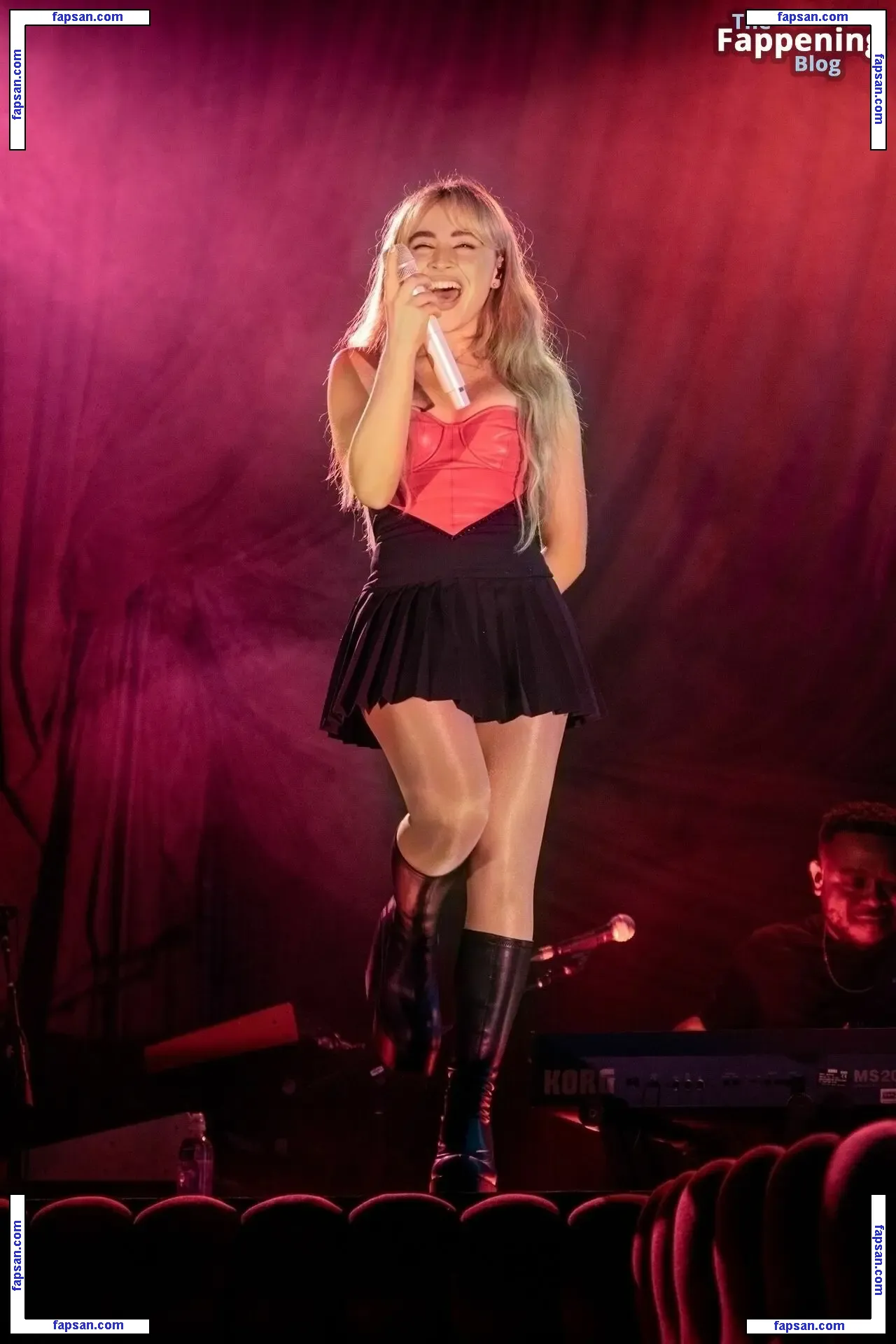 Sabrina Carpenter голая фото #1517 с Онлифанс