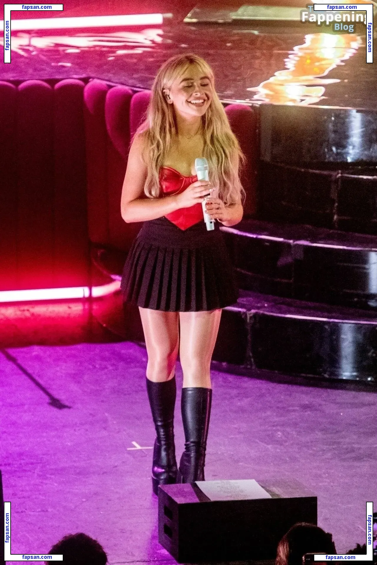 Sabrina Carpenter голая фото #1526 с Онлифанс