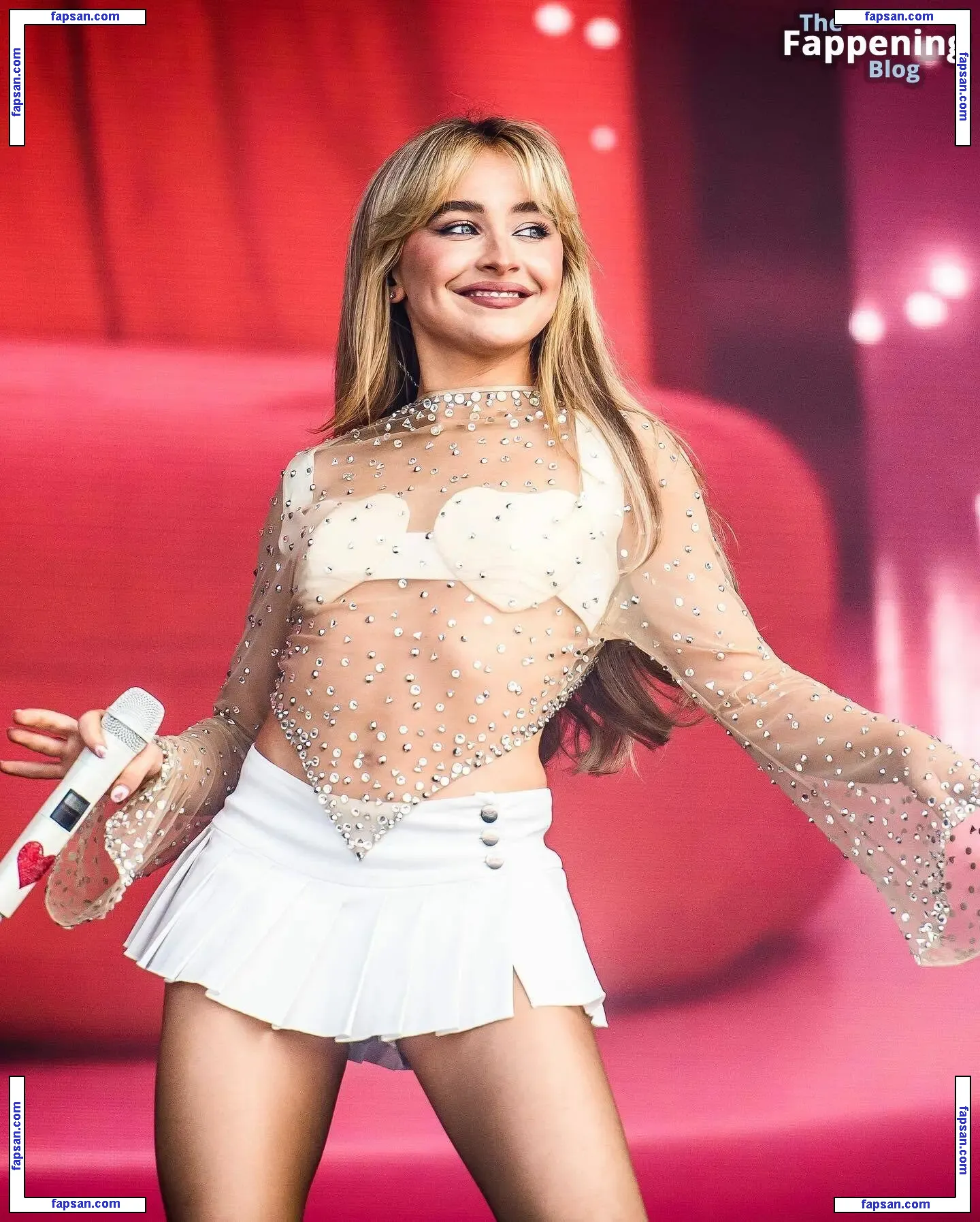 Sabrina Carpenter голая фото #1568 с Онлифанс