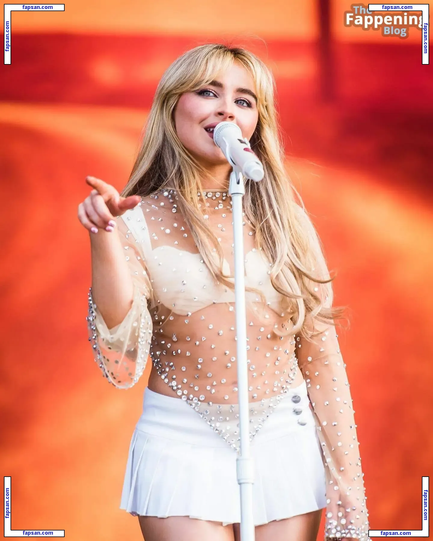 Sabrina Carpenter голая фото #1571 с Онлифанс